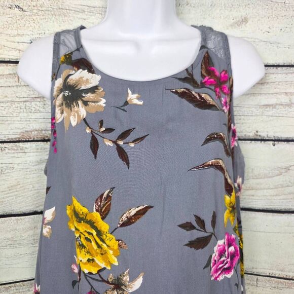 Gypsies & Moondust L Gray Floral Lace Back Tank - Picture 2 of 8